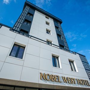 Nobel West Hotel